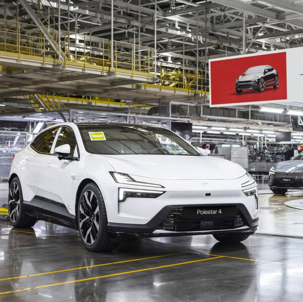 Polestar 4 - Livraisons encore en 2023